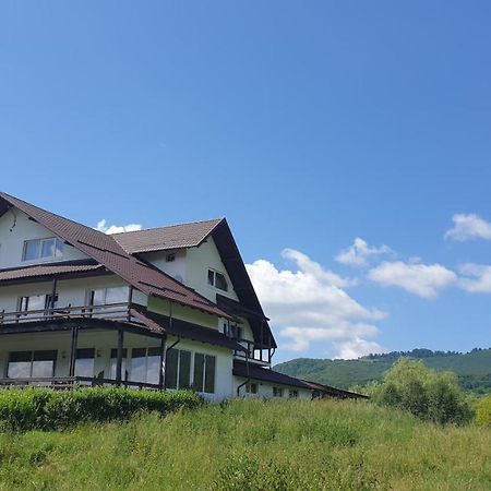ホテル Valea Doamnei Nucşoara エクステリア 写真