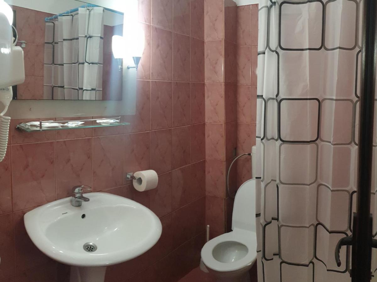 ホテル Valea Doamnei Nucşoara エクステリア 写真